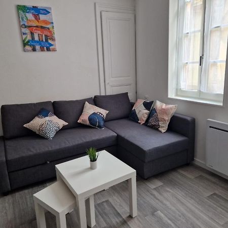 Superbe Appartement - Hypercentre - Rue Madeleine - 6 Personnes Troyes Buitenkant foto