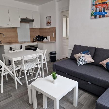Superbe Appartement - Hypercentre - Rue Madeleine - 6 Personnes Troyes Buitenkant foto